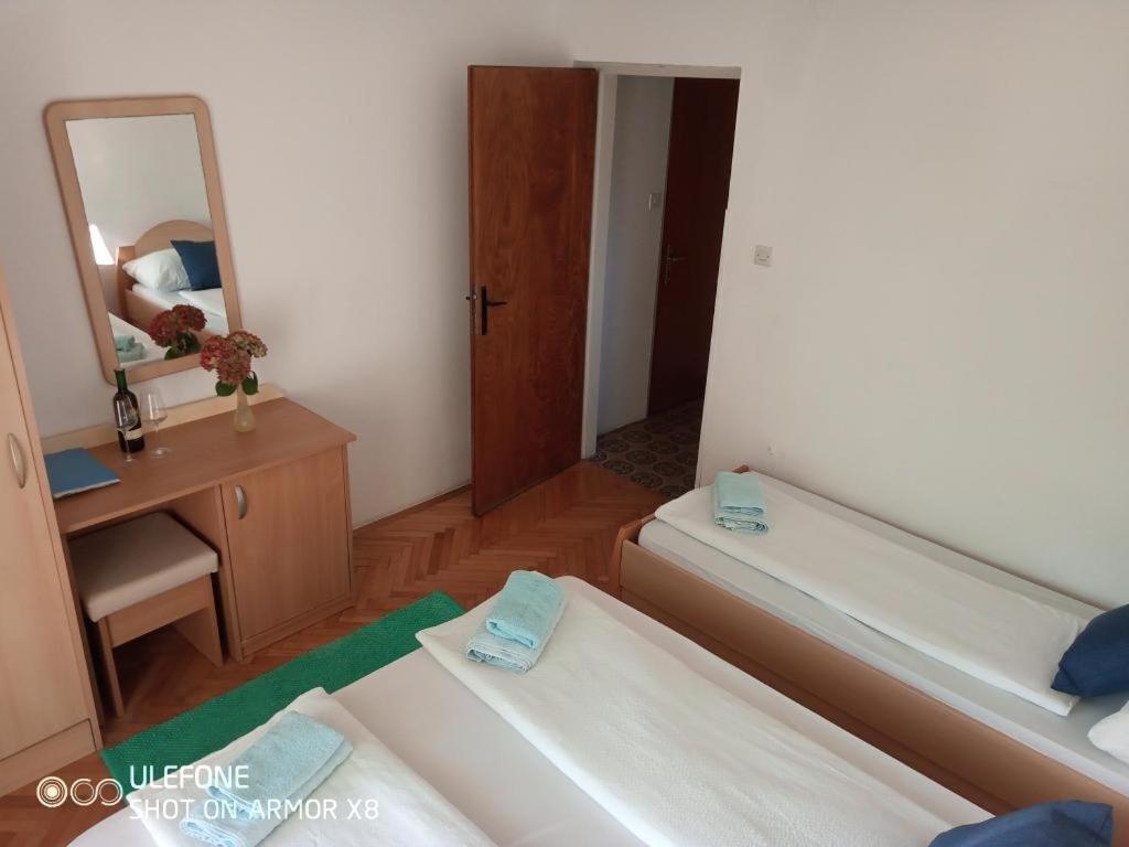 Room In Lopar With Balcony, Wifi 4620-94 Esterno foto